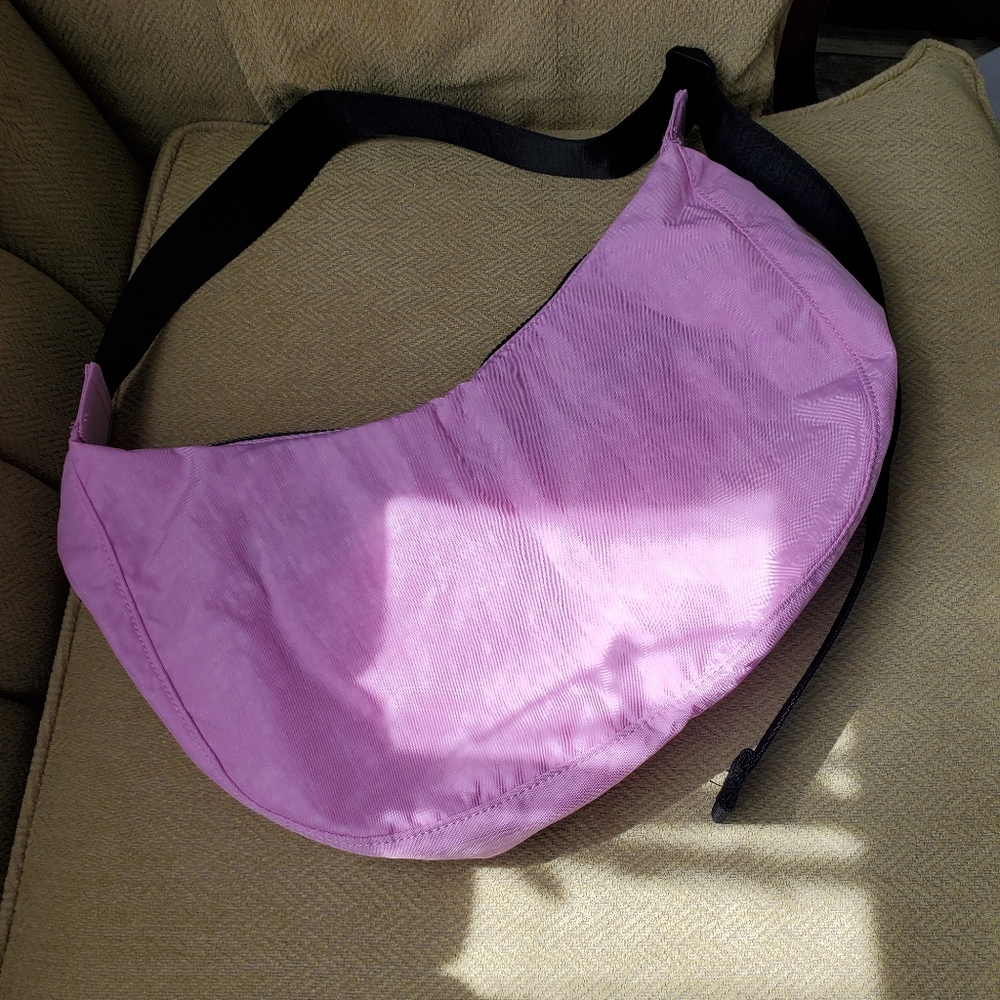 Baggu Medium Nylon Crescent Bag